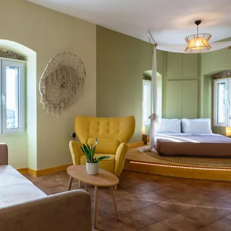 Nonna's Eftihia On The Hill Appartamento